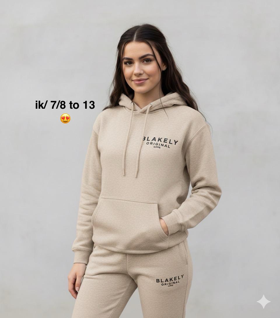 Girls Stylish & Easy Wear Tracksuits