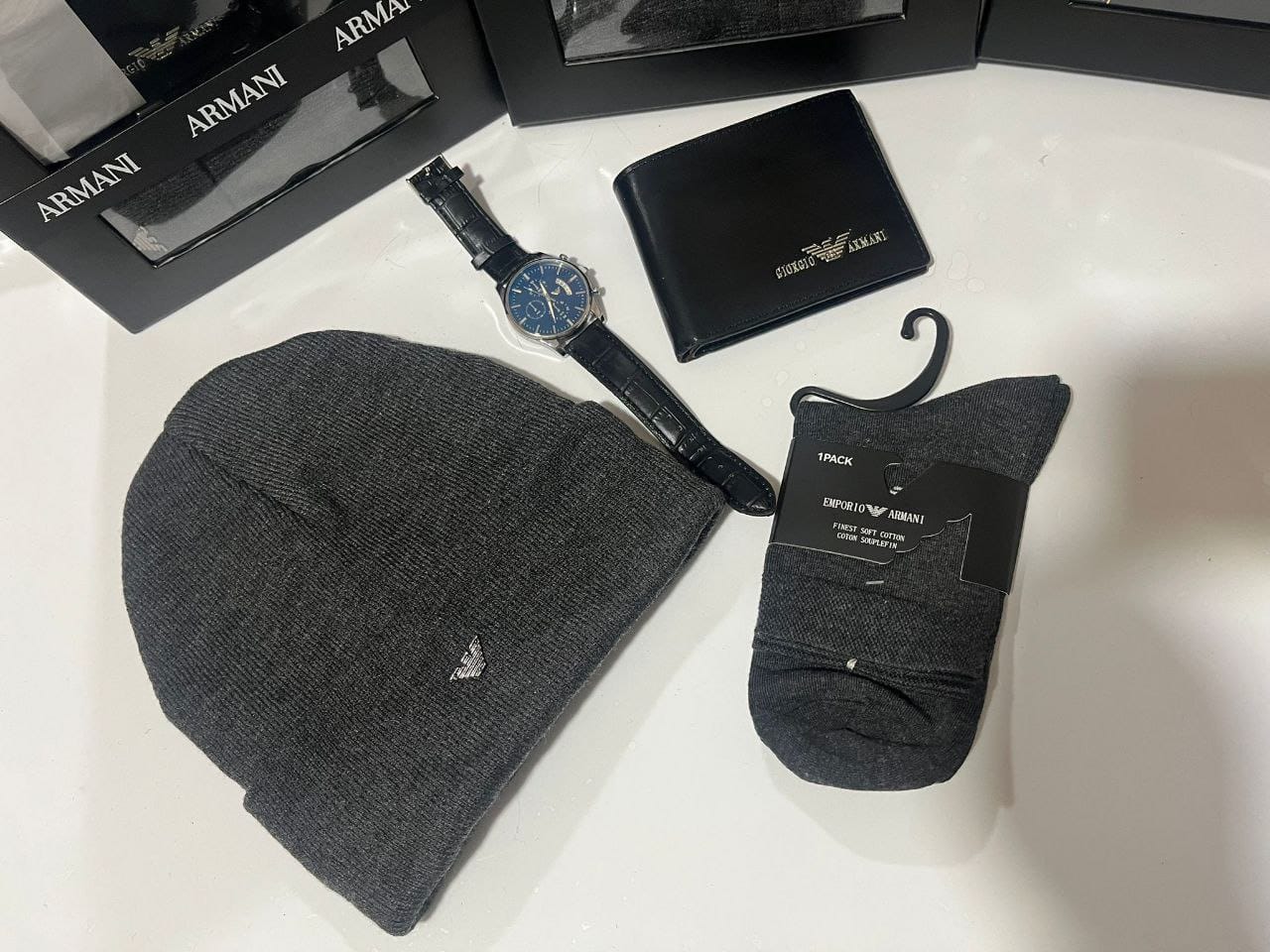 Branded Gift Set For Men's